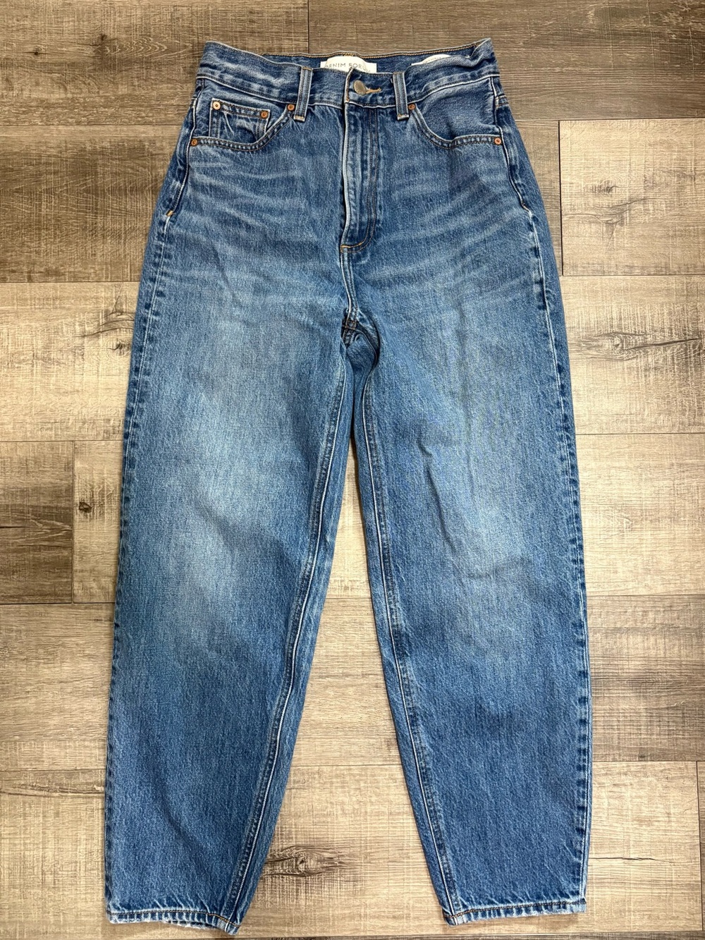 Aritzia Denim Forum High Rise Gia Carrot Jeans